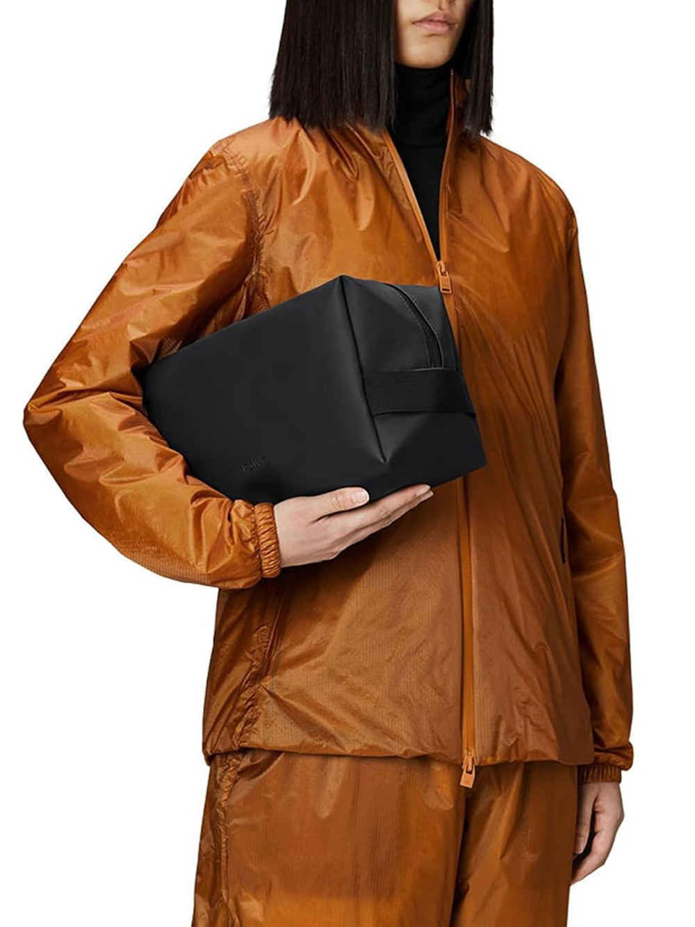 Borsa Rains Unisex Wash Small Nero Rains  Angolo dello Sport