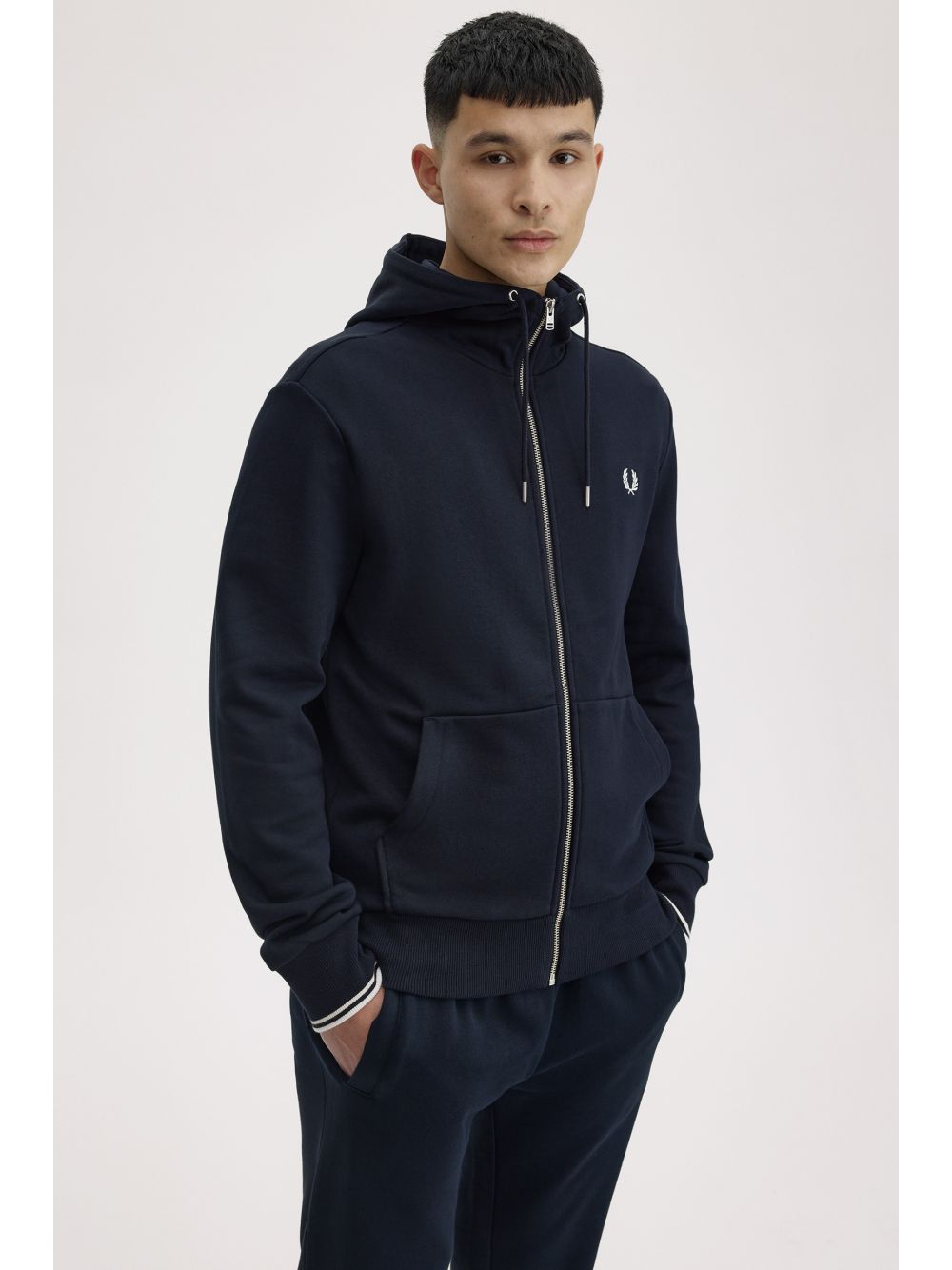 Felpa Fred Perry Hooded Zip Through Uomo - Navy Fred Perry Angolo dello Sport