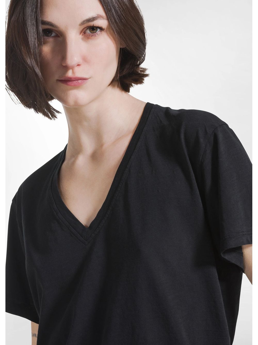 T-shirt Deha FLAMMÈ SCOLLO AMPIO Donna - Nero