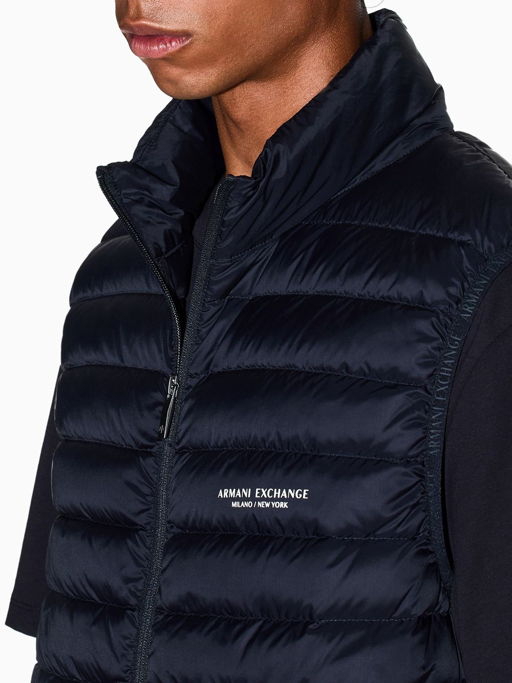 Gilet Armani trapuntato in nylon con collo alto Essential Uomo - Navy