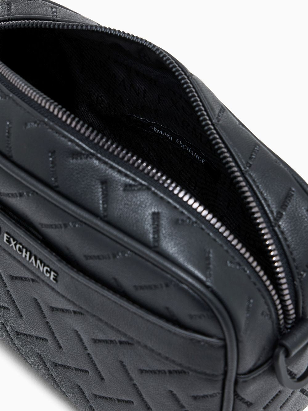 Beauty Case Armani con motivo in rilievo e chiusura con zip Uomo - Nero