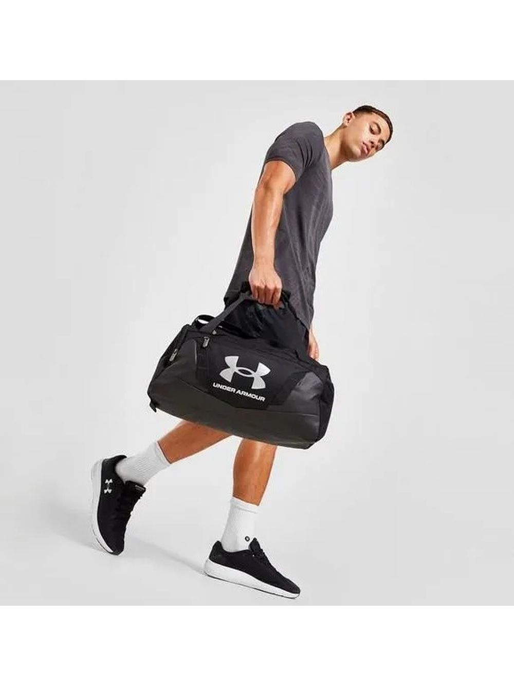 Borsone Under Armour UNDENIABLE 5.0 DUFFLE XS Unisex - Nero