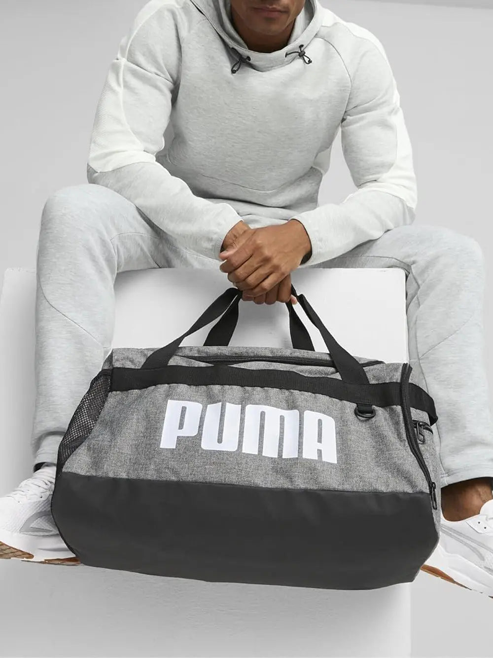 Borsone Puma Unisex Challenger Duffel S Grigio Puma Angolo dello Sport