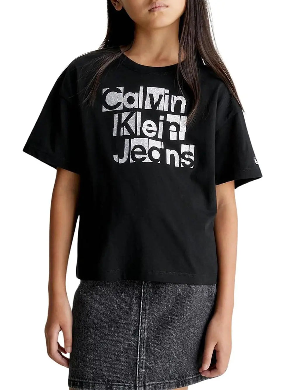 T-Shirt Calvin Klein Bambina Metallic Boxy Nero Calvin Klein Angolo dello Sport