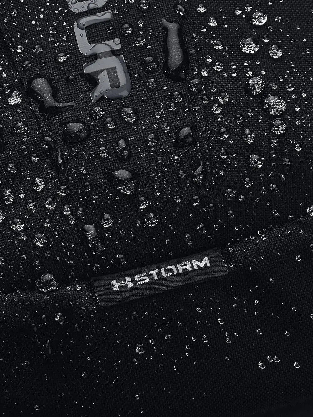 Zaino Sportivo Under Armour Unisex Ua Hustle Lite Nero Under Armour Angolo dello Sport