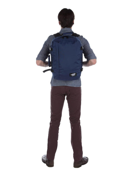Zaino Cabin Zero Unisex Classic 28l Navy Cabin Zero  Angolo dello Sport