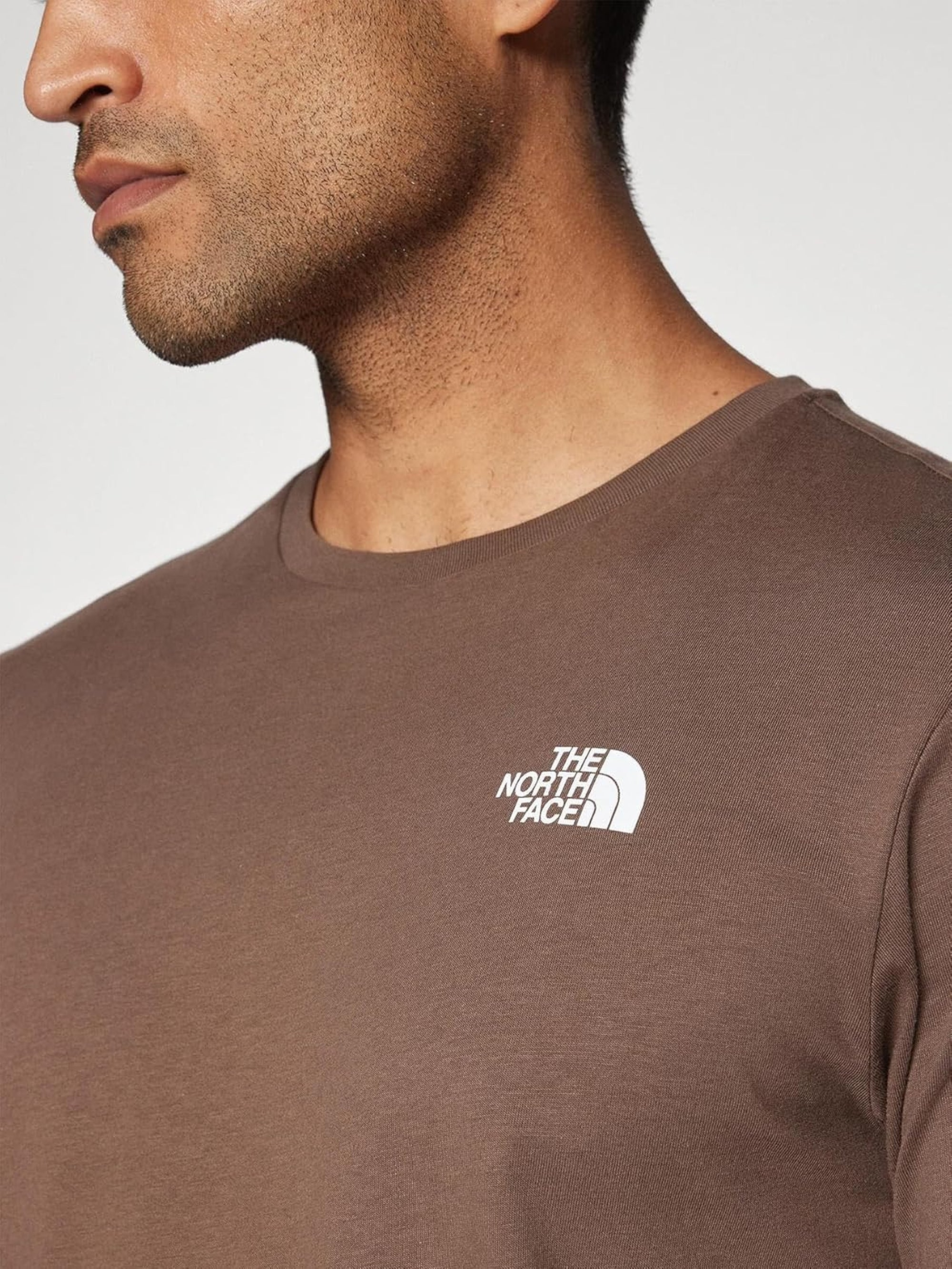 T-shirt THE NORTH FACE Uomo REDBOX TEE Marrone