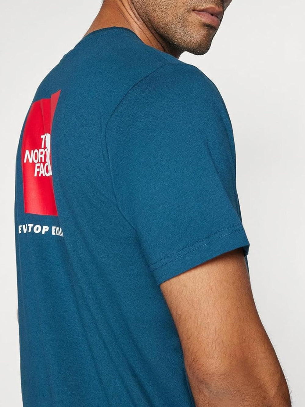 T-Shirt The North Face Uomo Redbox Tee Blu The North Face  Angolo dello Sport