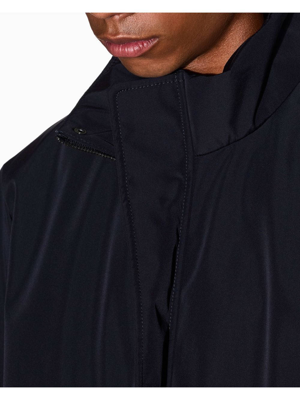 Cappotto Armani lungo con collo alto e zip a scomparsa Essential Uomo - Navy