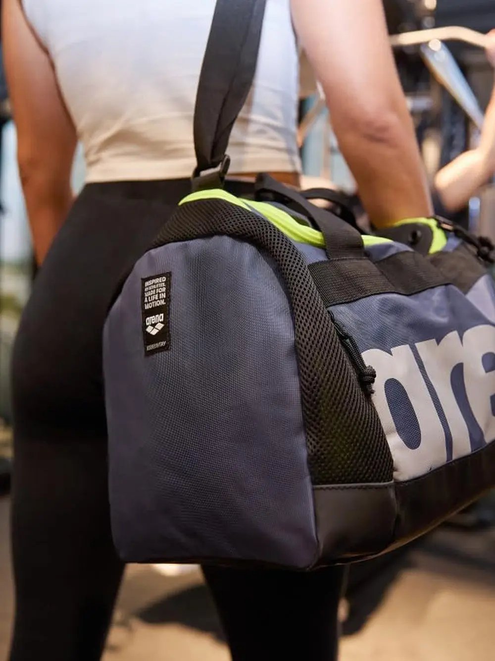 Borsa Arena Unisex Spiky Iii Duffle 25 Blu Arena  Angolo dello Sport