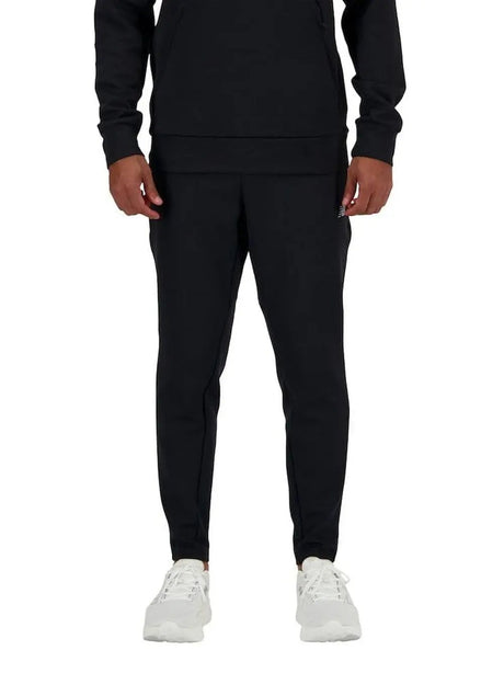 Pantalone Felpa New Balance Uomo Tech Knit Nero New Balance  Angolo dello Sport