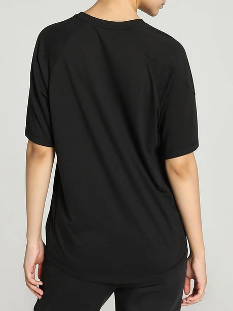 T-Shirt Sportiva Puma Donna Evostripe Graphic Nero Puma  Angolo dello Sport