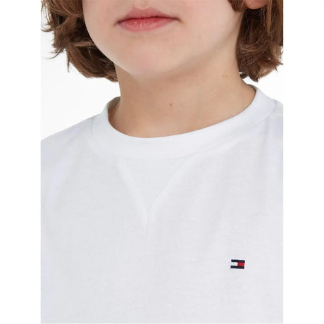 T-shirt TOMMY HILFIGER Bambino ESSENTIAL Bianco TOMMY HILFIGER  Angolo dello Sport