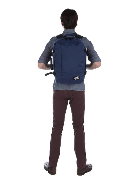 Zaino Cabin Zero Unisex Classic 28l Navy Cabin Zero  Angolo dello Sport